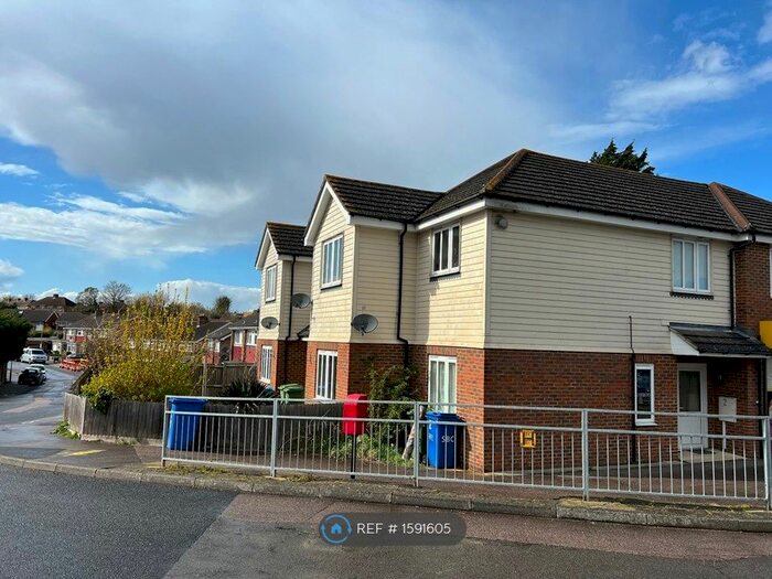 1 Bedroom Flat To Rent In The Corner House, Sittingbourne, ME10