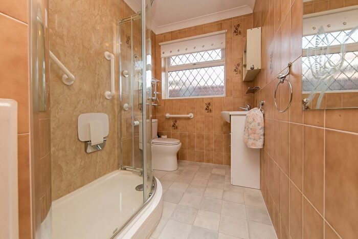 3 Bedroom Detached Bungalow For Sale In Elmstead Road, Wivenhoe, Colchester, CO7