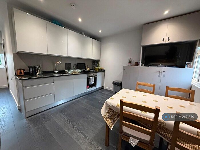 1 Bedroom Flat To Rent In Crewys Road, London, NW2