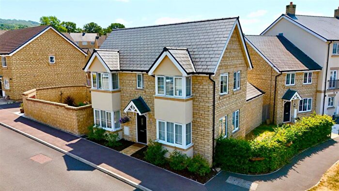 3 Bedroom Detached House For Sale In Avocet Drive, Brockworth, Gloucester, GL3