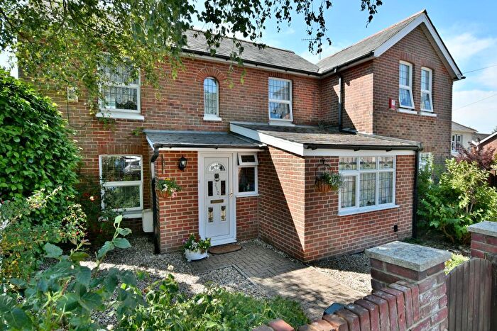 4 Bedroom Detached House For Sale In Wimborne Road West, Wimborne, BH21