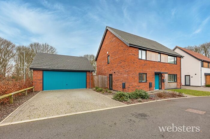 4 Bedroom Detached House For Sale In Coppice Drive, Taverham, NR8