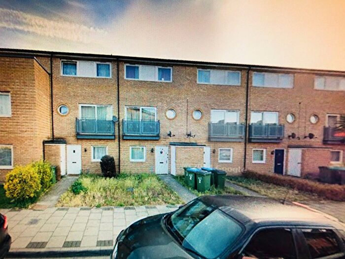 4 Bedroom Terraced House To Rent In Miles Drive, Thamesmead, SE28