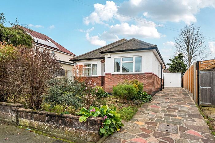 3 Bedroom Bungalow For Sale In Felstead Road, Orpington, Kent, BR6