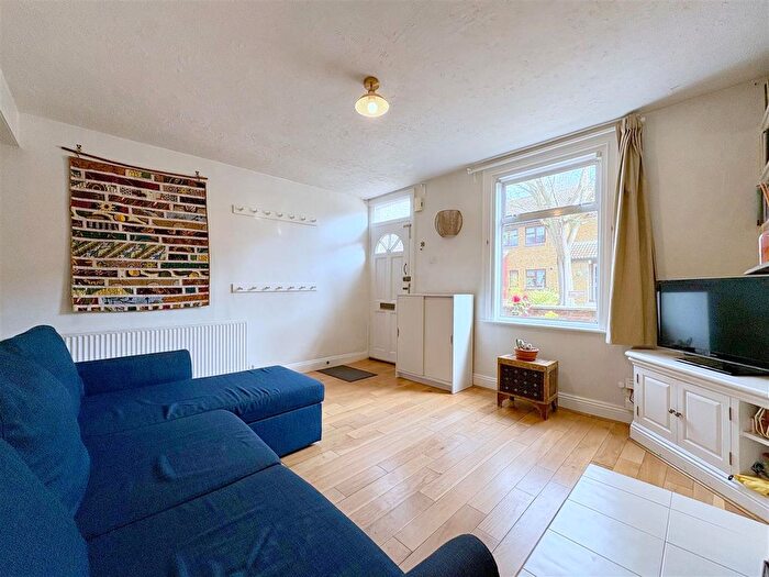 2 Bedroom End Terrace House For Sale In Clarence Road, Sutton, SM1