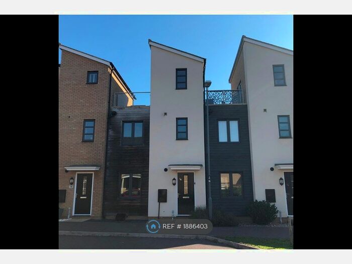 2 Bedroom Terraced House To Rent In Portland Court, Oakridge Park, Milton Keynes, MK14