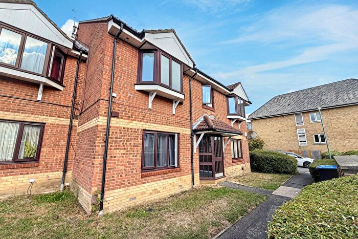 2 Bedroom Flat For Sale In Elmstead Avenue, Wembley, HA9