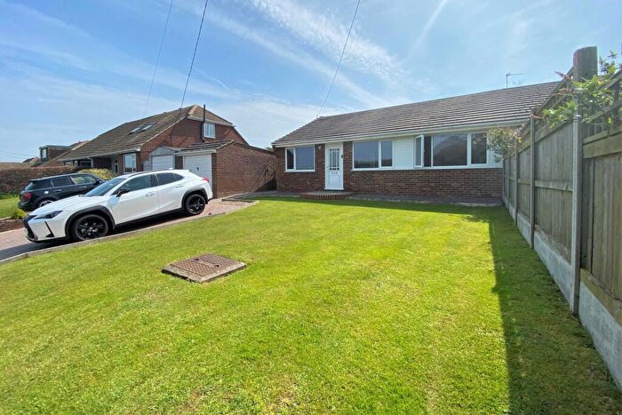 3 Bedroom Bungalow For Sale In Chapel Lane, Ashley, CT15