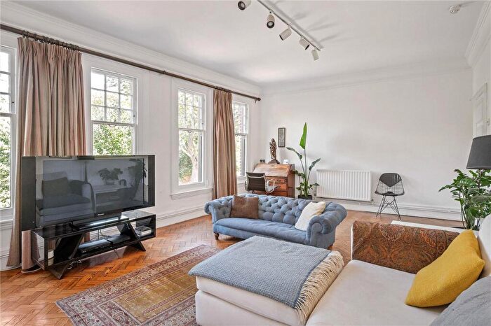 6 Bedroom End Of Terrace House For Sale In Mitchell Street, London, EC1V
