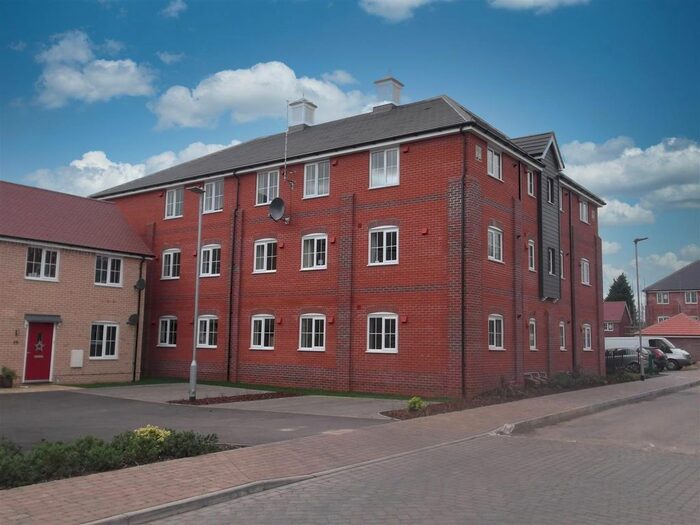 2 Bedroom Flat To Rent In Jubilee Crescent, Needham Market, Ipswich, IP6