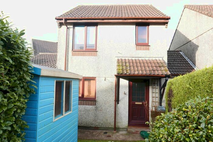 3 Bedroom Link Detached House To Rent In Stephens Road, Liskeard, Cornwall, PL14