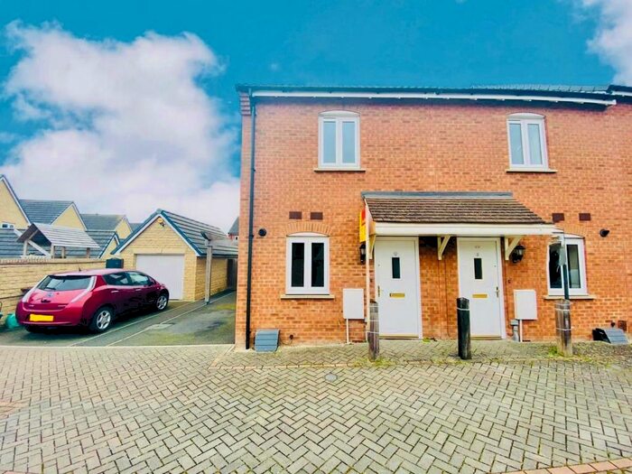 2 Bedroom End Of Terrace House To Rent In Didcot, Oxfordshire, OX11