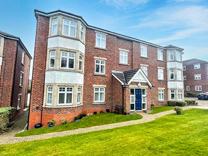 2 Bedroom Apartment To Rent In Turnberry, Whitley Bay, Tyne And Wear, NE25