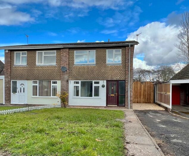 3 Bedroom Semi-Detached House To Rent In Castle Lea, Caldicot, NP26