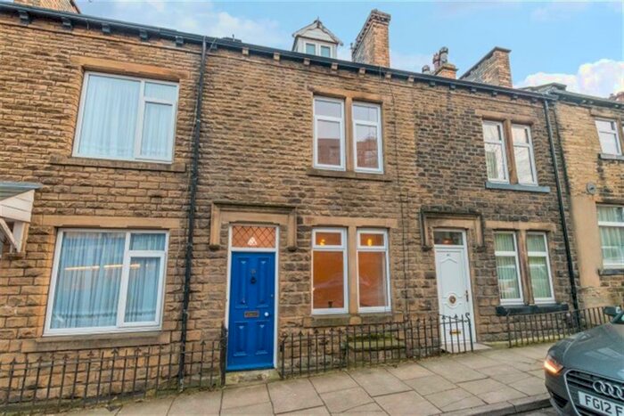 3 Bedroom Terraced House To Rent In Church Lane, Pudsey, LS28