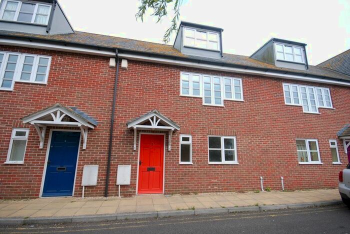 3 Bedroom Town House To Rent In Lilliput Lane, Bridport DT6