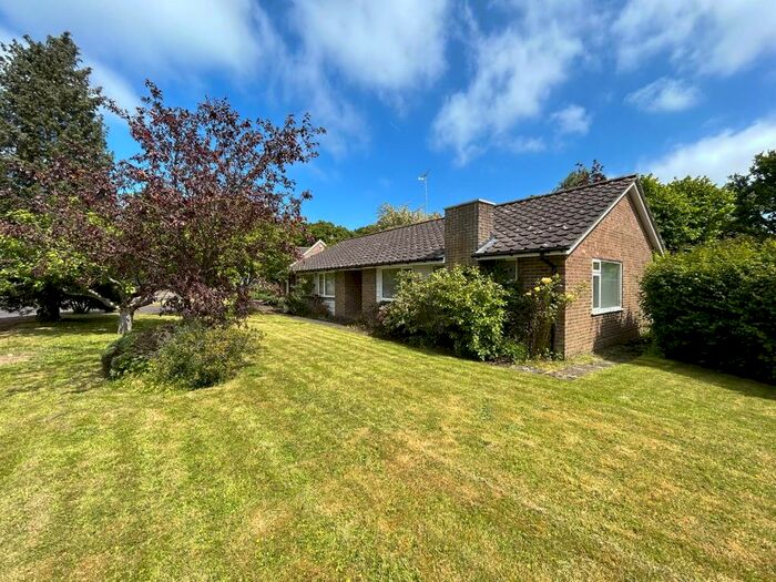 3 Bedroom Detached Bungalow For Sale In Collison Place, Tenterden, TN30