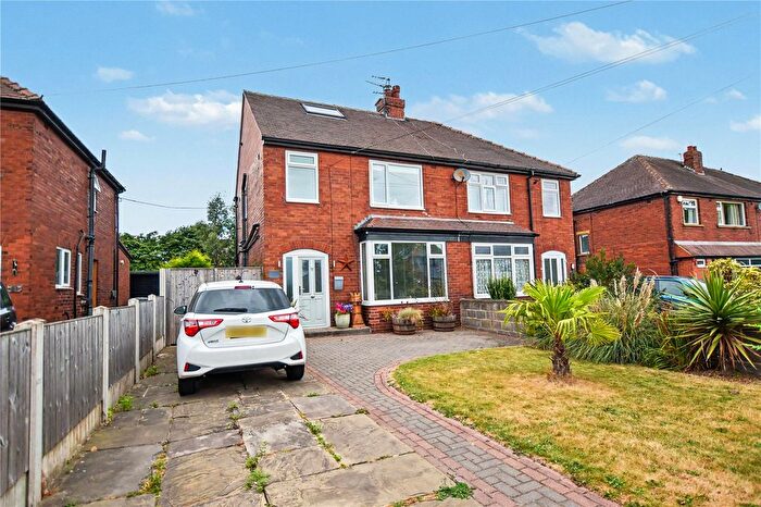 3 Bedroom Semi-Detached House For Sale In Haigh Moor Road, Tingley, Wakefield, West Yorkshire, WF3