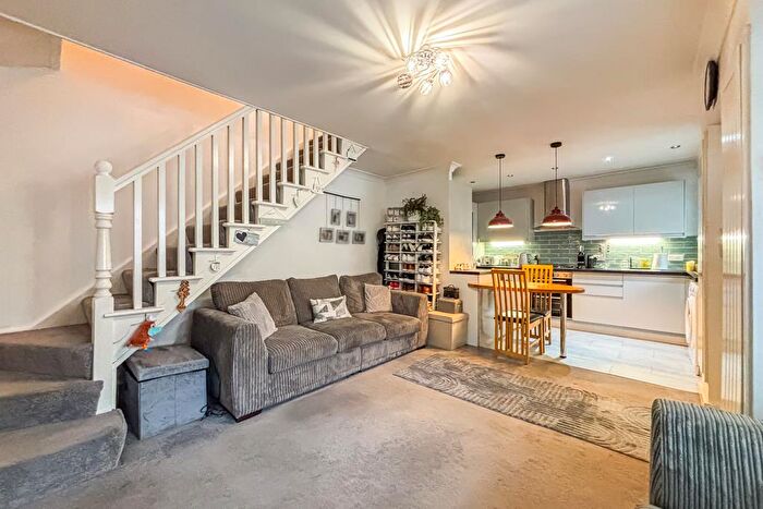 2 Bedroom End Of Terrace House For Sale In Milton Road, Westcliff-on-Sea, SS0