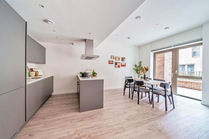3 Bedroom Apartment To Rent In Bed, Ground Floor, Gallions Road, Beckton, E16