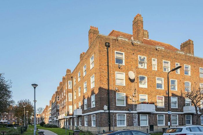 3 Bedroom Flat To Rent In Lynmouth Road, Stoke Newington, London, N16