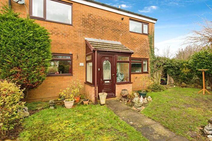 3 Bedroom End Of Terrace House For Sale In Wade Brook Road, Leyland, Lancashire, PR26