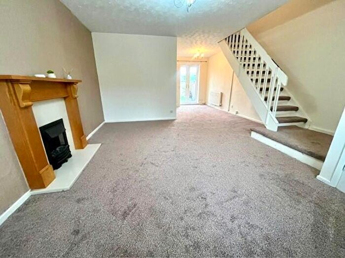 3 Bedroom Semi Detached House To Rent In Maunby Gardens, Walkden, M38