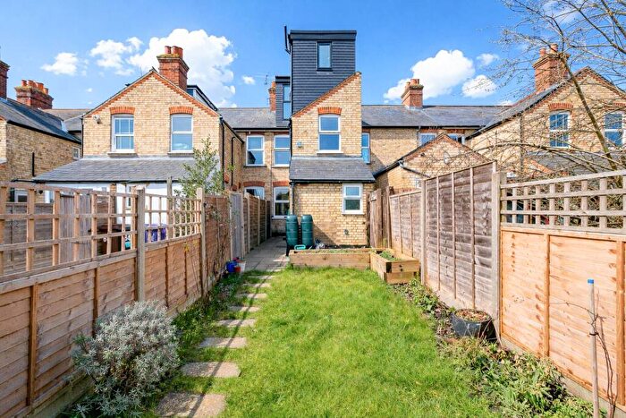 3 Bedroom Terraced House For Sale In Balmoral Road, Hitchin, SG5