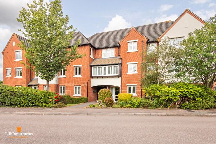 1 Bedroom Apartment For Sale In Curie Close, Rugby, Warwickshire, CV21