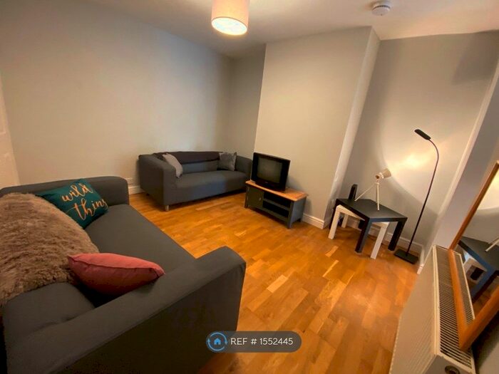 4 Bedroom Terraced House To Rent In Shophouse Road, Bath, BA2