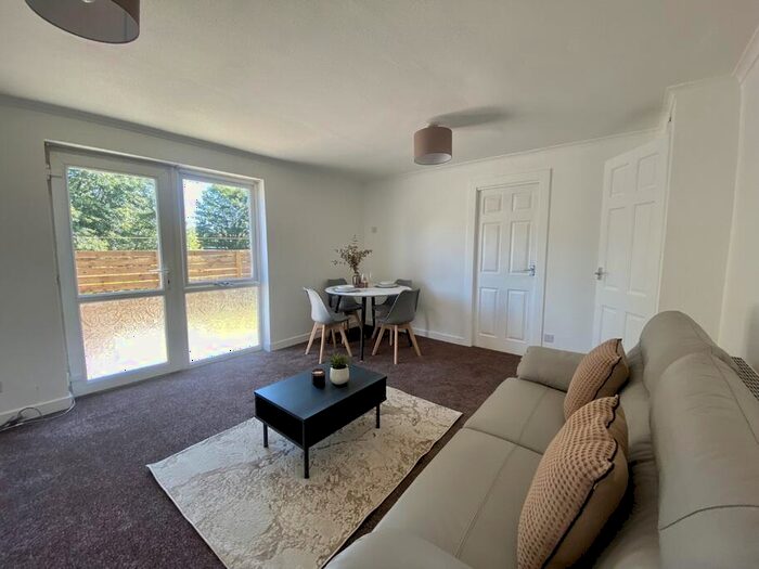 2 Bedroom Apartment To Rent In Servia Drive #, LS7