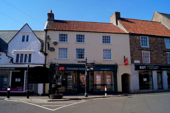2 Bedroom Apartment To Rent In High Street, Wells, BA5