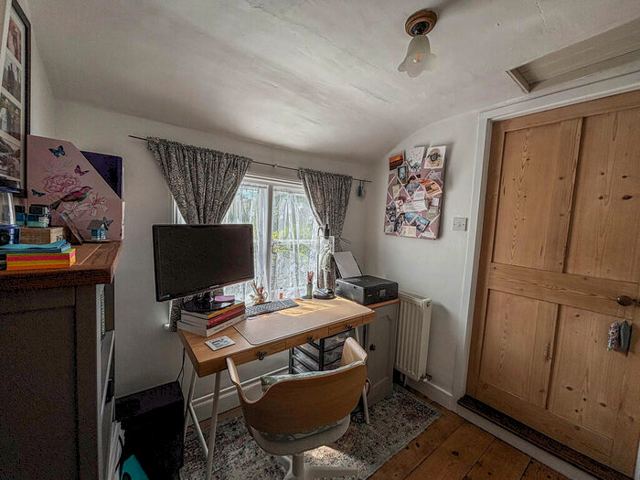 2 Bedroom Cottage For Sale In Clare, Sudbury, Suffolk, CO10