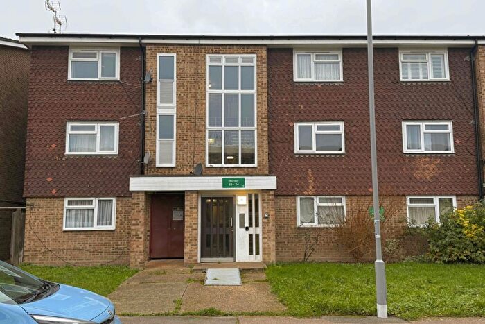 1 Bedroom Apartment To Rent In Horley, Howard Road, Surbiton, Surrey, KT5