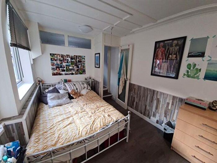 1 Bedroom House To Rent In Royal Park Terrace, Leeds, LS6