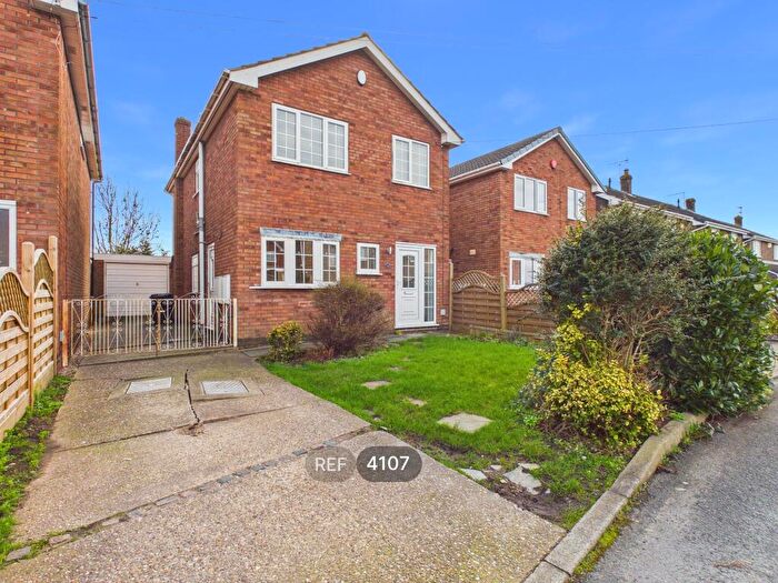 4 Bedroom Detached House To Rent In Glendale Close, Carlton, Nottingham, NG4