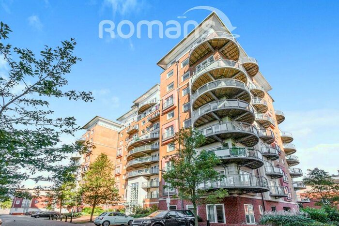 1 Bedroom Flat To Rent In Winterthur Way, RG21