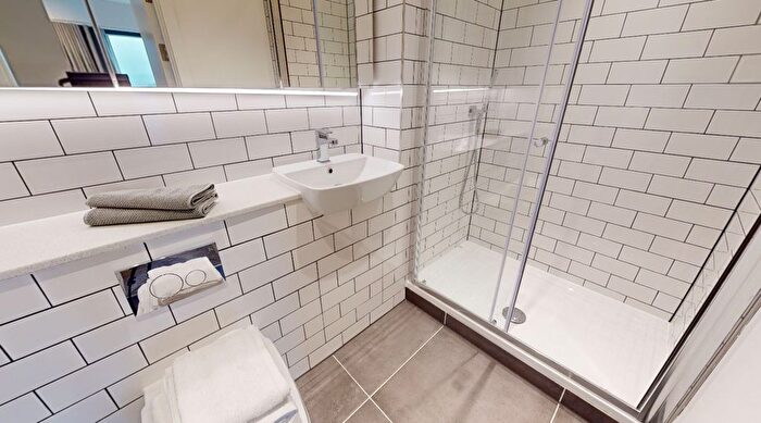 2 Bedroom Flat To Rent In Bloomery Place, Sheffield, S1