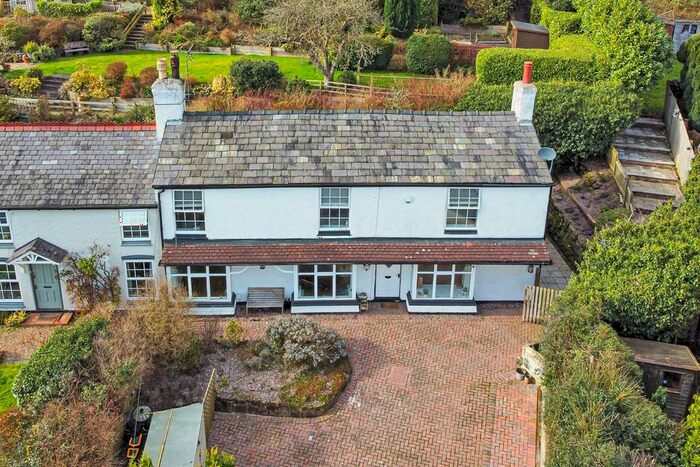 4 Bedroom Semi-Detached House For Sale In Brookside, Kingsley, Frodsham, WA6