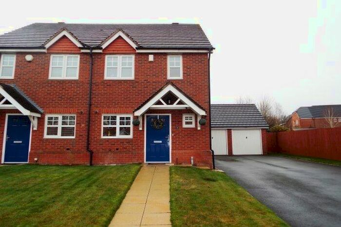 2 Bedroom Property To Rent In Wrens Croft, Cannock, WS11
