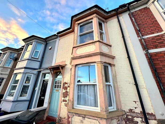 2 Bedroom Terraced House To Rent In St. Johns Lane, Bedminster, Bristol, BS3