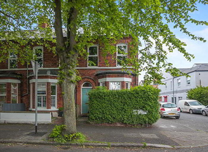 2 Bedroom End Of Terrace House For Sale In Deramore Avenue, Belfast, BT7