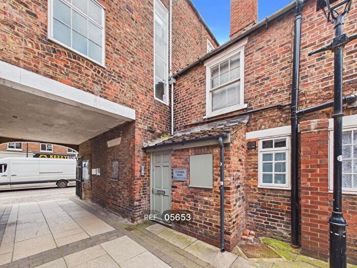 1 Bedroom Flat To Rent In Finkle Street, Selby, North Yorkshire, YO8
