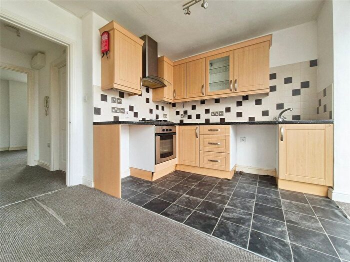 1 Bedroom Flat For Sale In Avenue Road, Ilfracombe, EX34