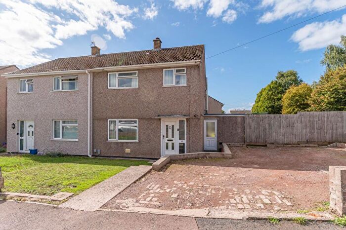 3 Bedroom Semi-Detached House For Sale In Beech Road, Caldicot, NP26