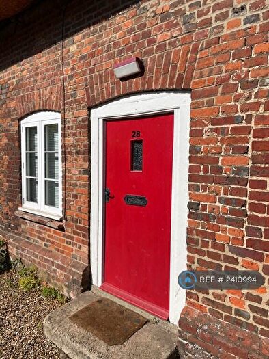 3 Bedroom Semi-Detached House To Rent In Brook St, Norwich, NR10