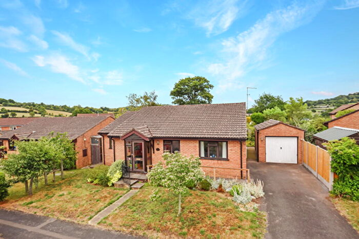 3 Bedroom Detached Bungalow For Sale In Hollingarth Way, Hemyock, EX15