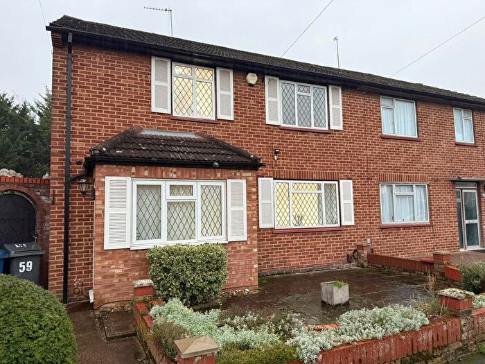 3 Bedroom Semi-Detached House To Rent In Bushfield Crescent, Edgware, HA8