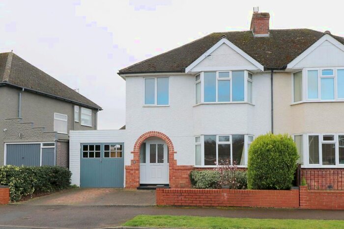 3 Bedroom Semi-Detached House To Rent In Mount Crescent, Hereford HR1