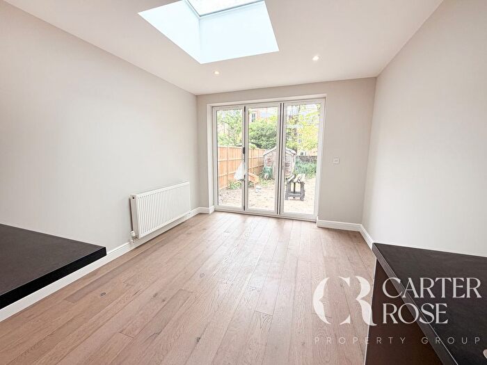 1 Bedroom Flat To Rent In Streathbourne Road, Balham, SW17